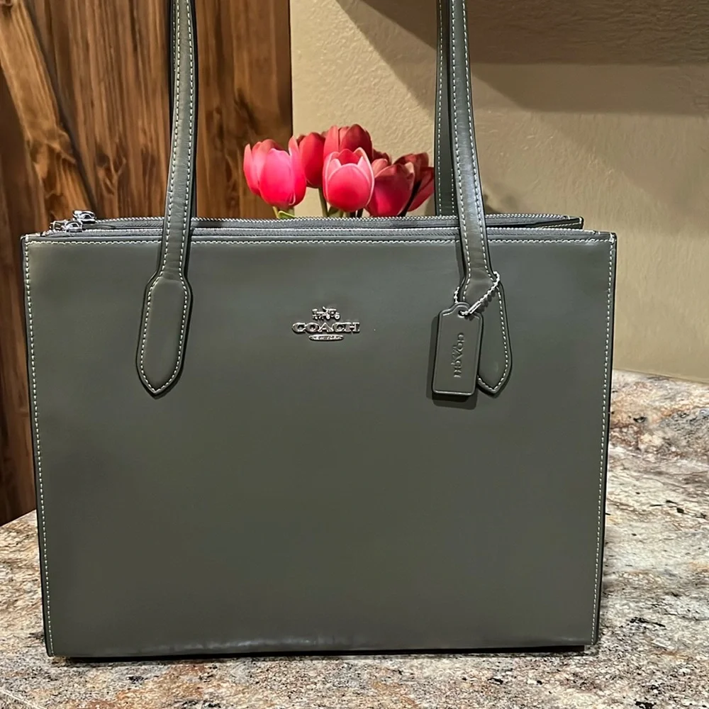 COACH NWT Nina Tote Bag